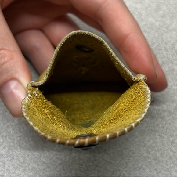 Beaded leather pouch - Picture 9 of 9